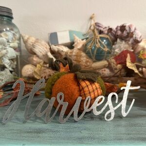 Metal Harvest Sign